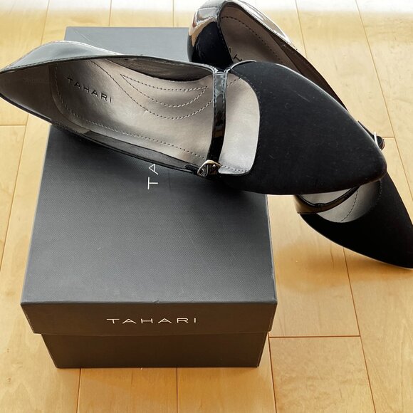 Tahari “Melanie” Black Maryjane heels $25 - Picture 3 of 5